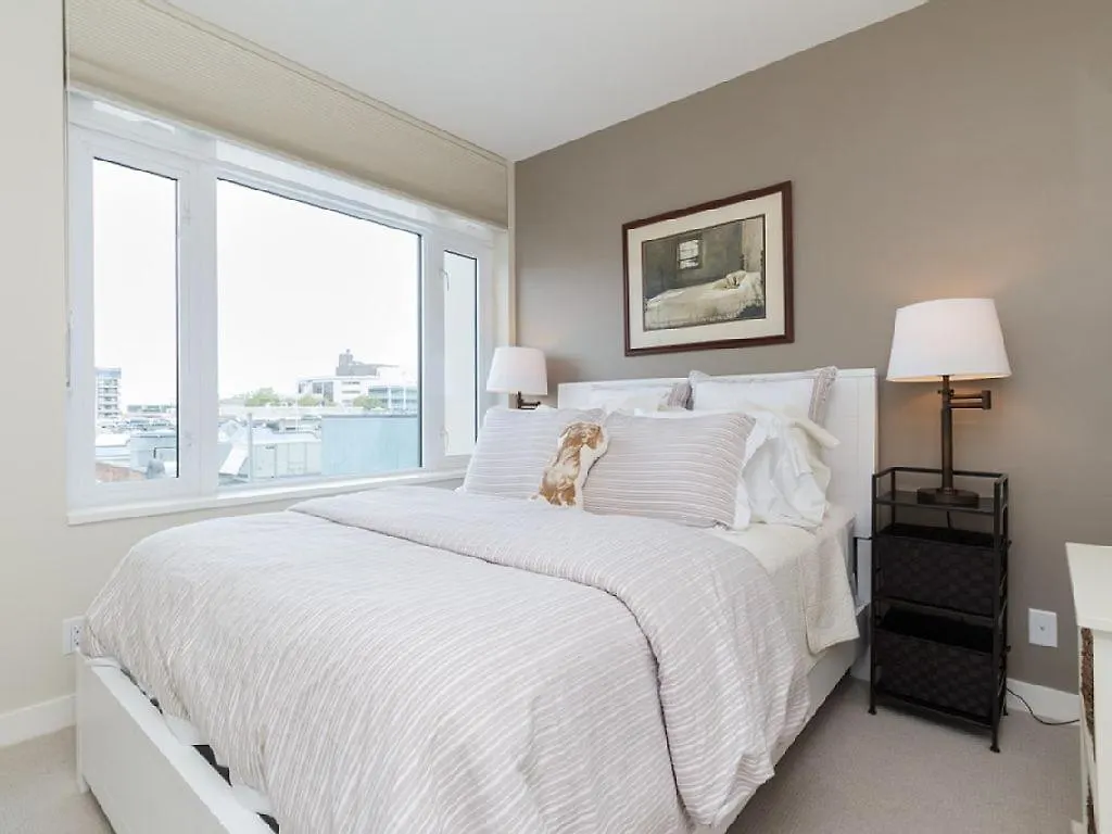 Sparkling Gem And Brand New Condo In The Heart Of The City Victoria