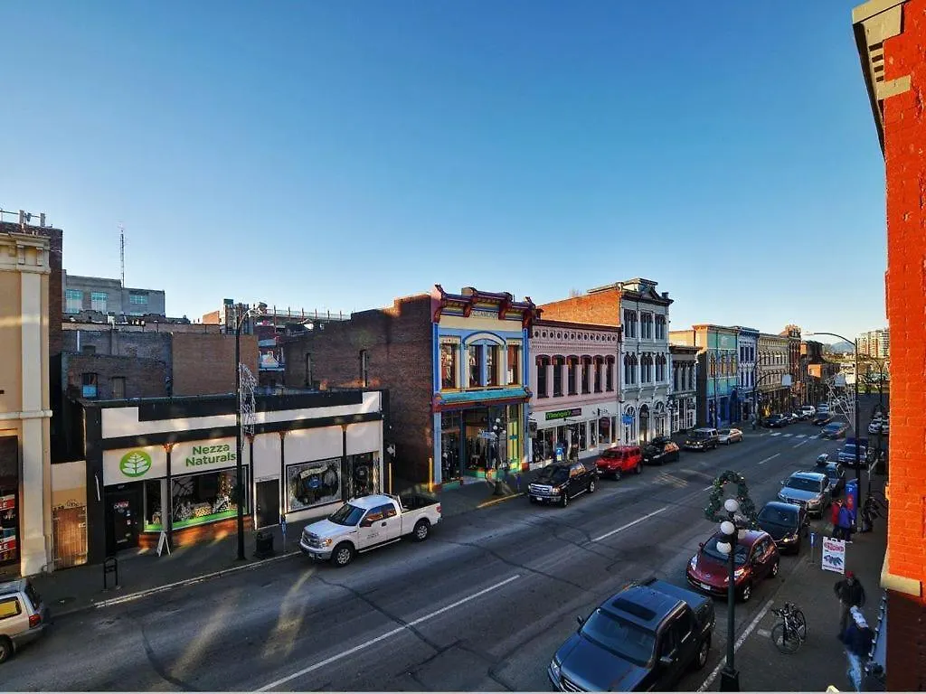Sparkling Gem And Brand New Condo In The Heart Of The City Victoria